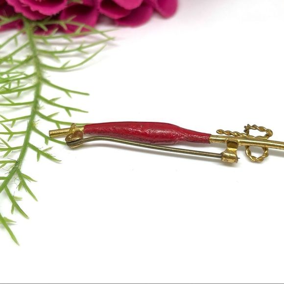 ⚜️Antique Rolled Leather Closed Umbrella Pin - Picture 5 of 7